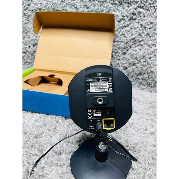 Cisco Wireless Internet Home Basic Monitoring Camera 640 x 480 - Picture 10 of 11